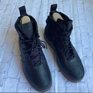 Nike men SF Air Force 1 mid black dark SZ 11.5 new